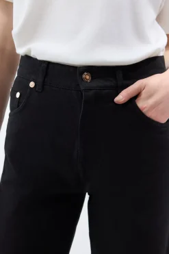 Amoret Barrel-leg Jean in Black Recycled Cotton Denim