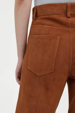 Amoret Barrel-leg Jean in Cognac Suede