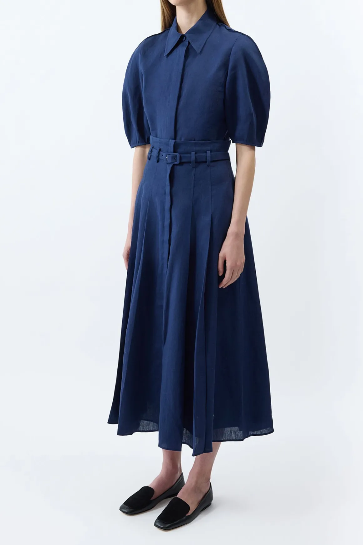 Dugald Pleated Midi Skirt in Electric Navy Aloe Linen