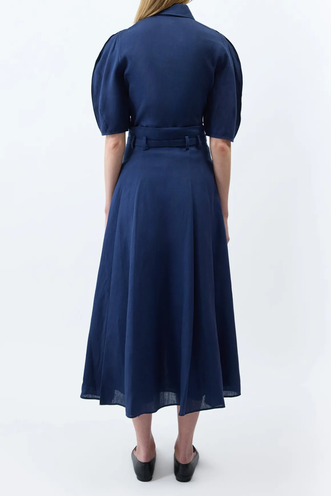 Dugald Pleated Midi Skirt in Electric Navy Aloe Linen