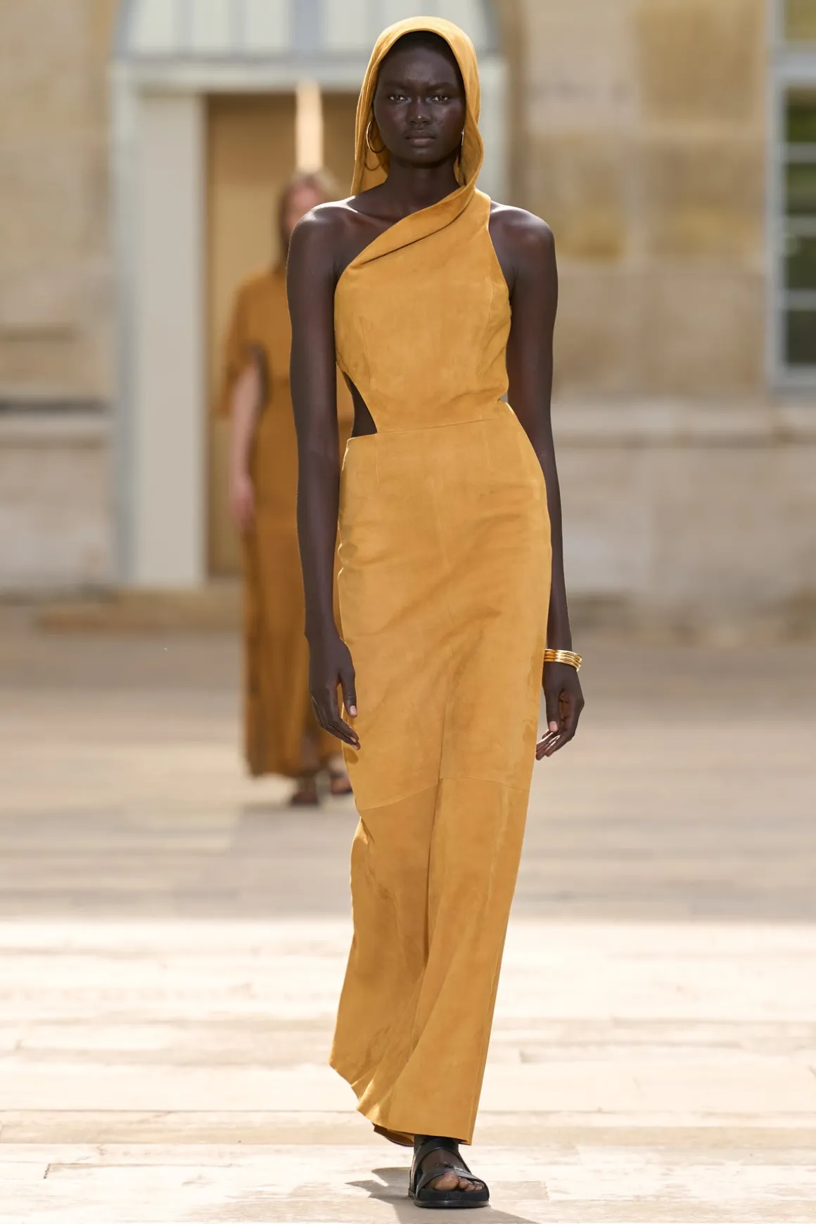 Kallen Hoodie Maxi Dress In Cashew Suede