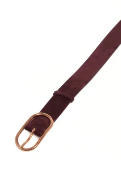 Link Buckle Belt in Bordeaux Suede