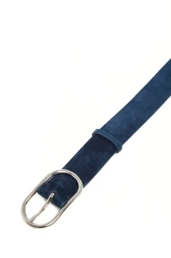 Link Buckle Belt in Navy Suede