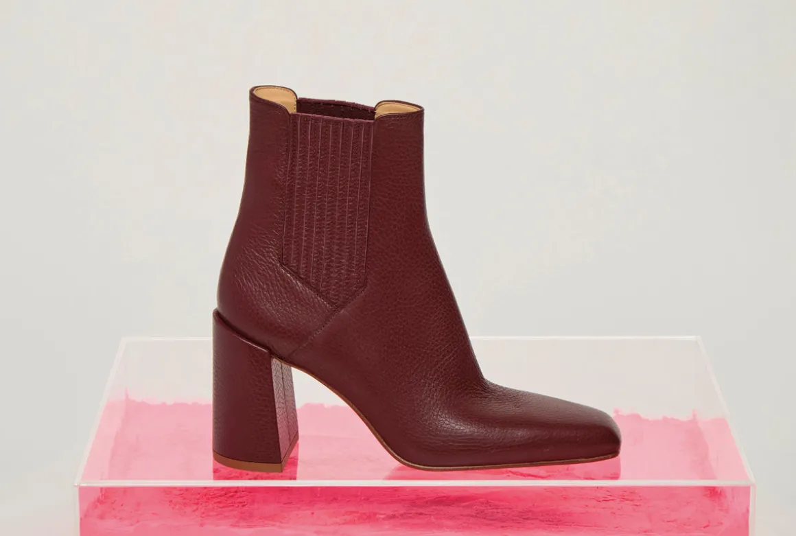 Luke High Heel Ankle Boot in Bordeaux Textured Leather