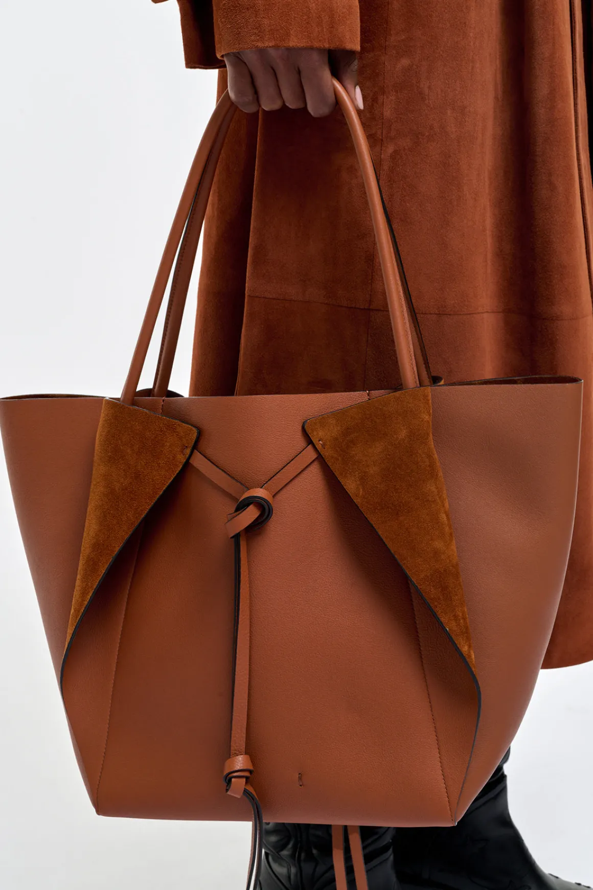 Marija Tote Bag in Cognac Leather