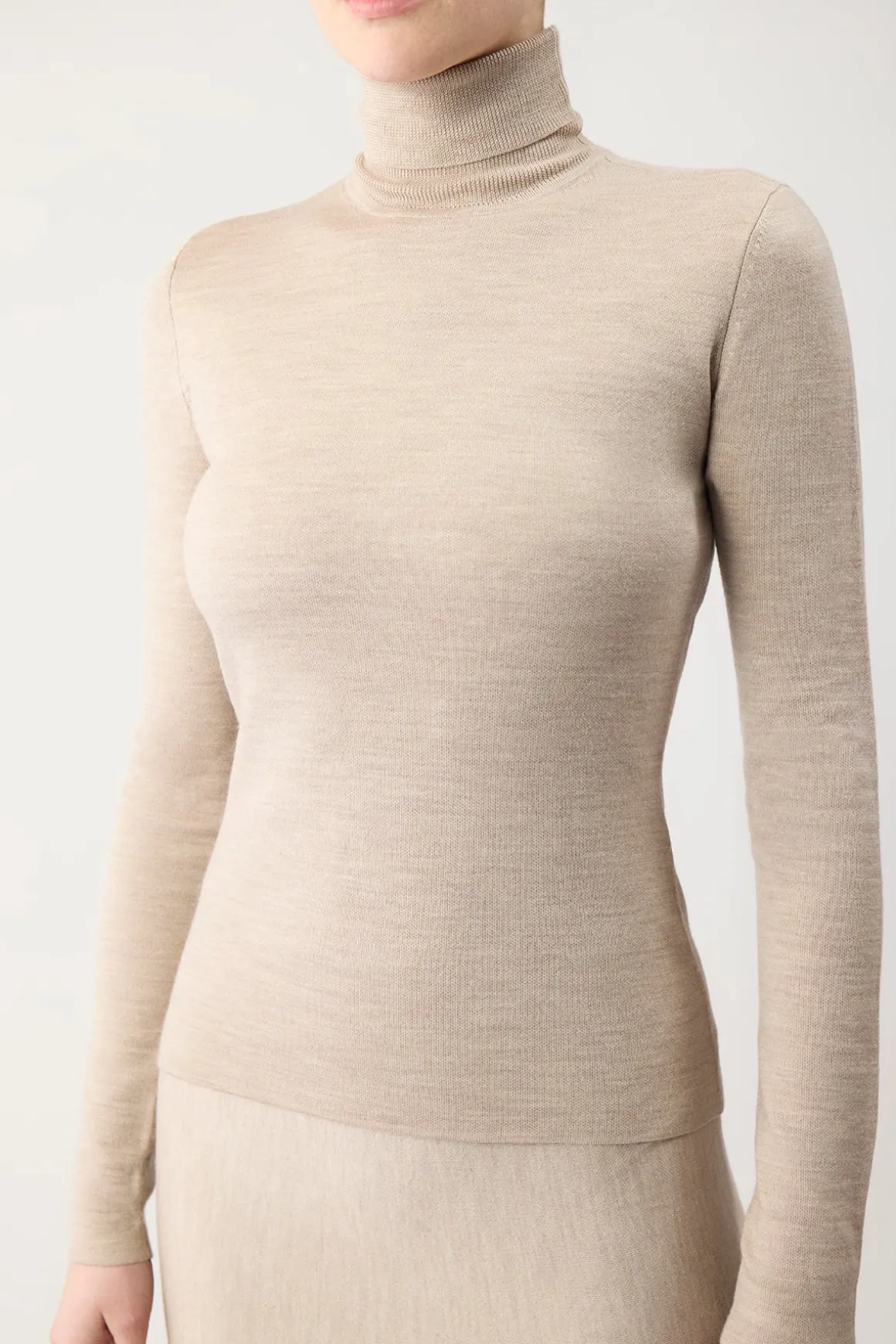 May Knit Turtleneck in Oatmeal Merino Wool Cashmere