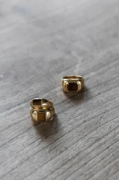 Medium Ring in 18K Yellow Gold & Tiger's Eye Stone