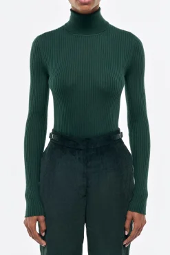 Peppe Knit Turtleneck in English Green Cashmere Silk