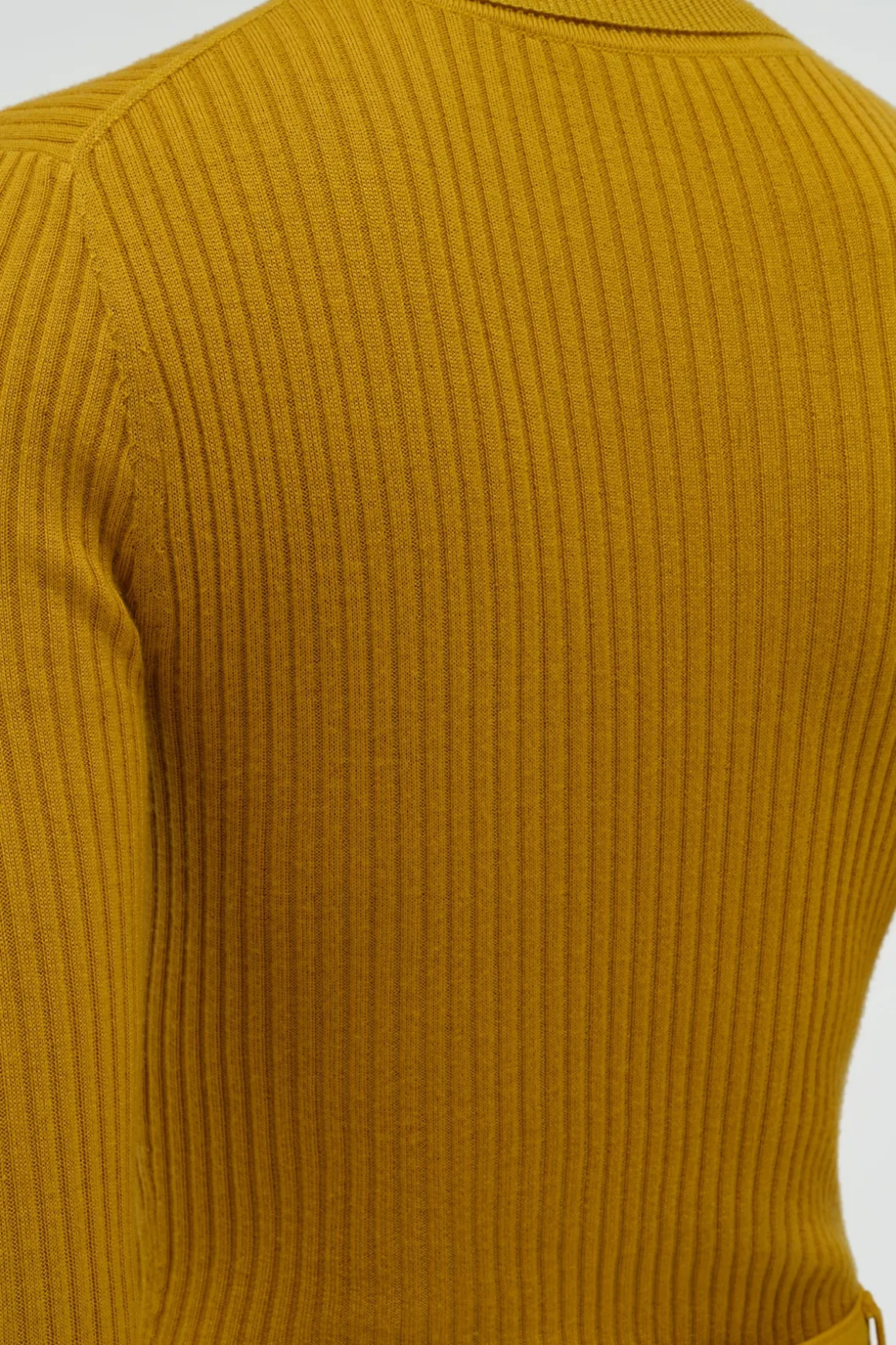 Peppe Knit Turtleneck in Golden Birch Cashmere Silk
