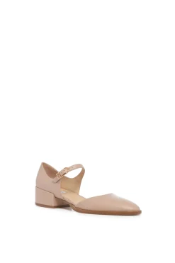 Riley Sandal in Nude Leather