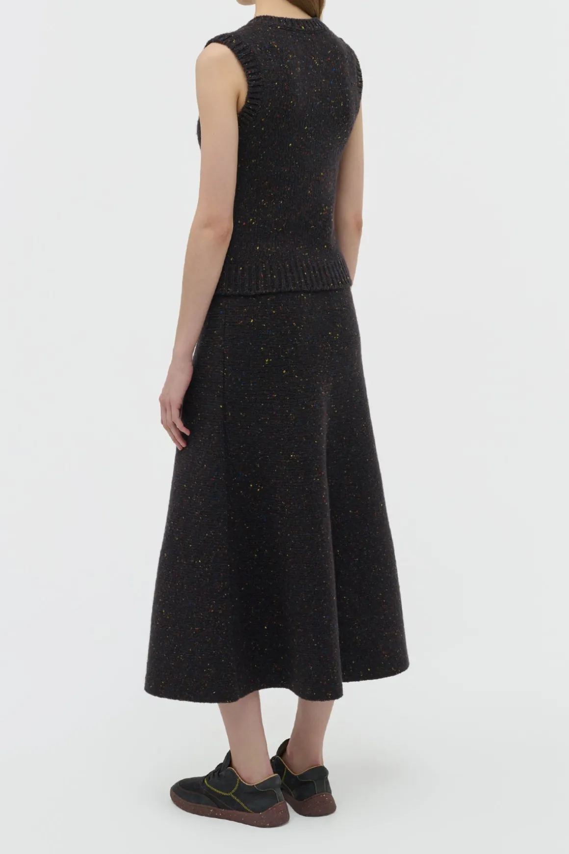 Solomon Knit Vest in Charcoal Multi Speckled Aran Cashmere