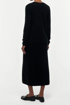 Vesper Knit V-Neck Sweater in Black Brushed Cashmere