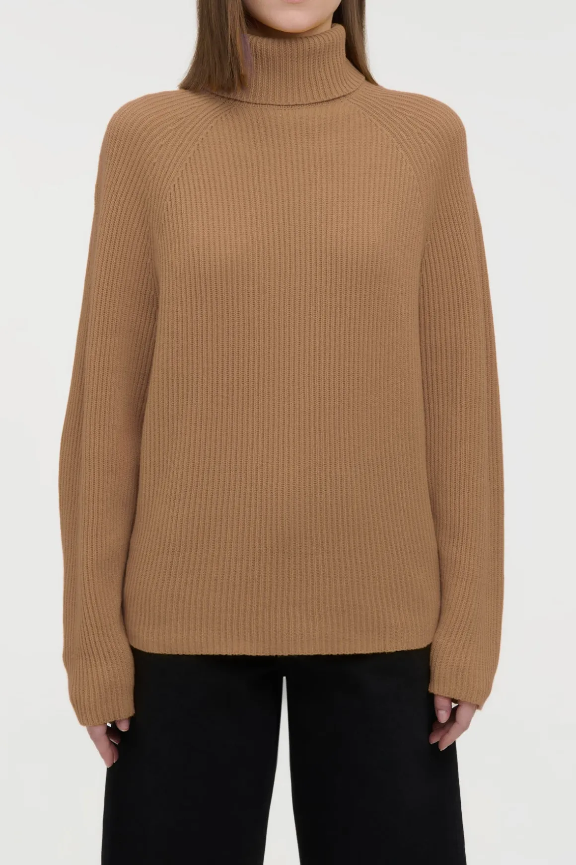 Wigman Knit Turtleneck Sweater in Camel Cashmere
